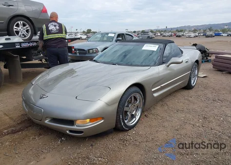 1998 Chevrolet Corvette z USA, uszkodzony, nr VIN 1G1YY32G0W5117623